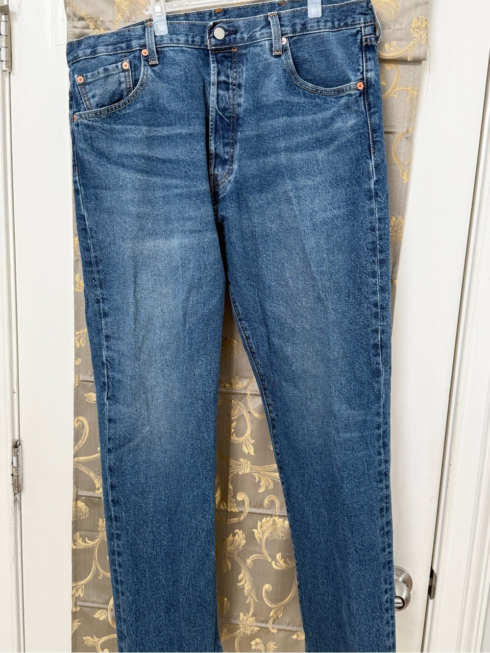 Levi 501 Men's Blue Straight-Leg Jeans